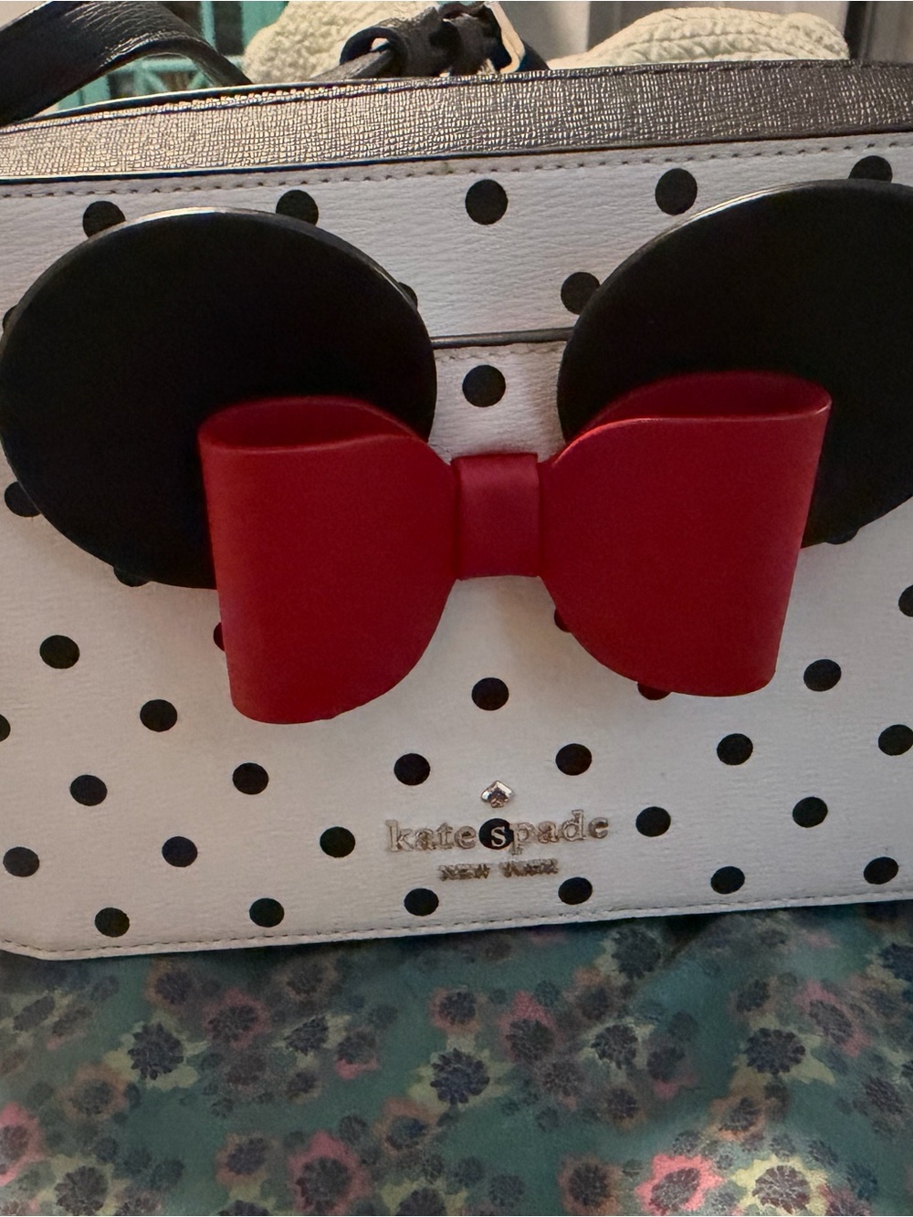 Disney x Kate Spade Minnie Mouse crossbody! *NWOT - Picture 6 of 6